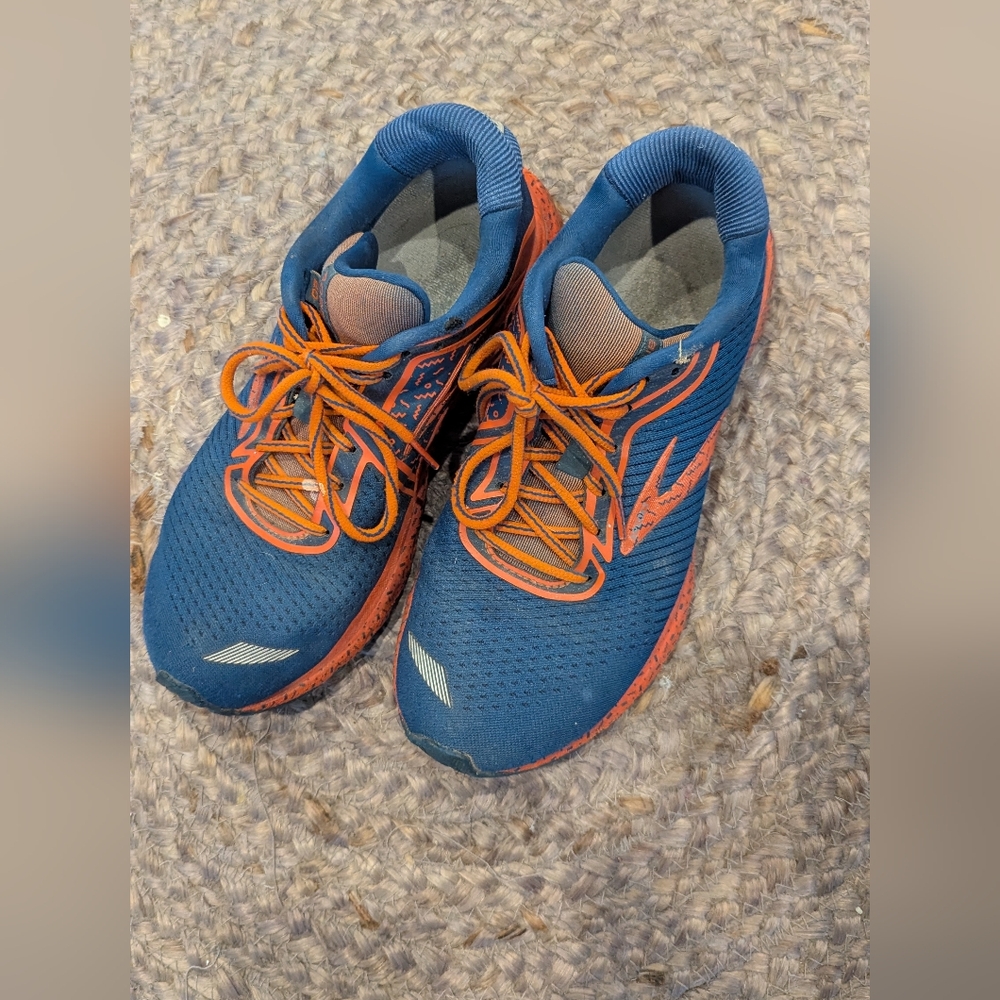 *YARD SALE!* Brooks GTX Running Shoes